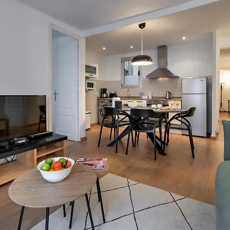 Habitat Art Apartment