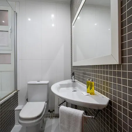 Habitat Art Apartment